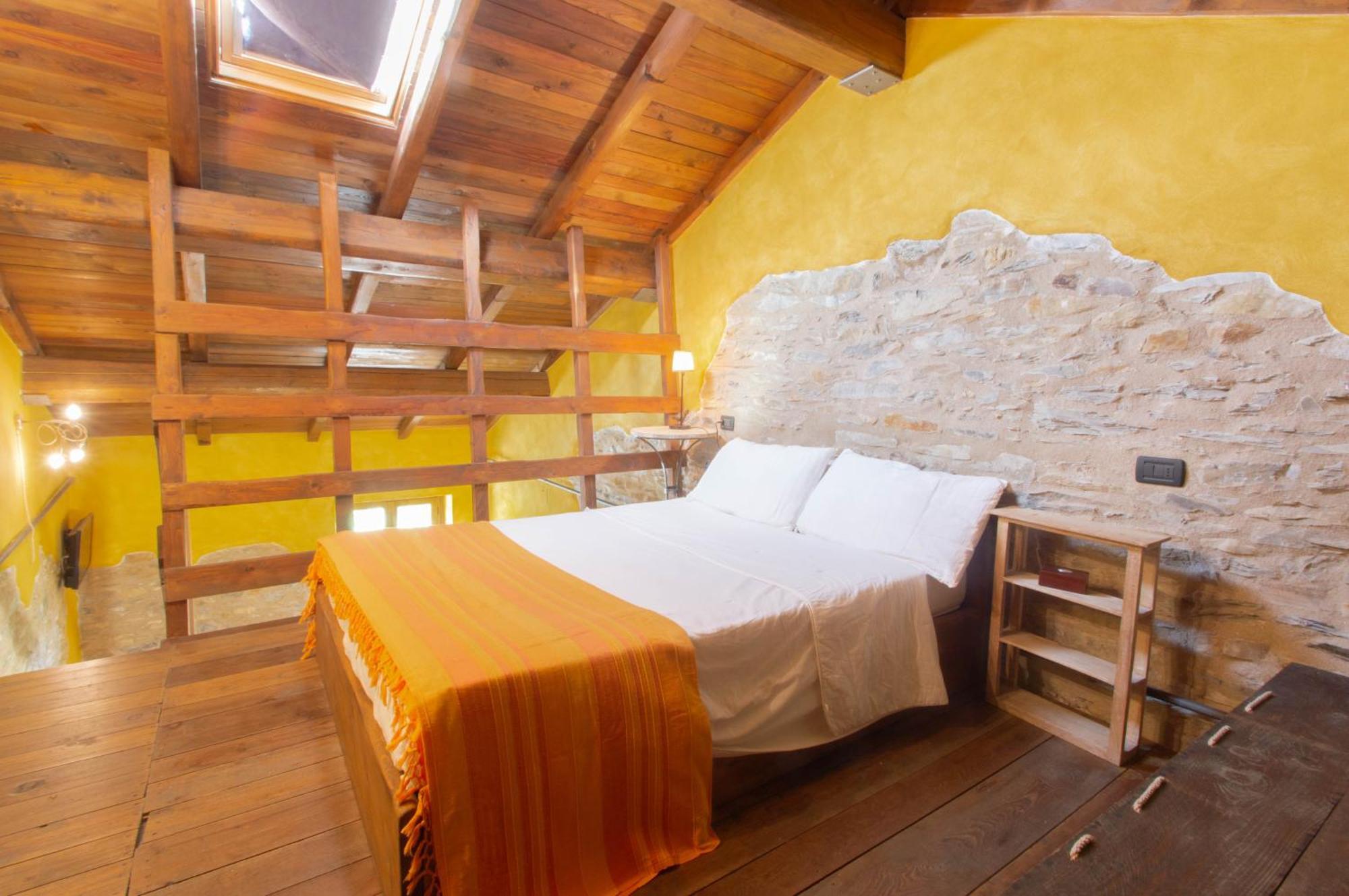 Casa Vacanze La Casala Apartment Фивицано Екстериор снимка